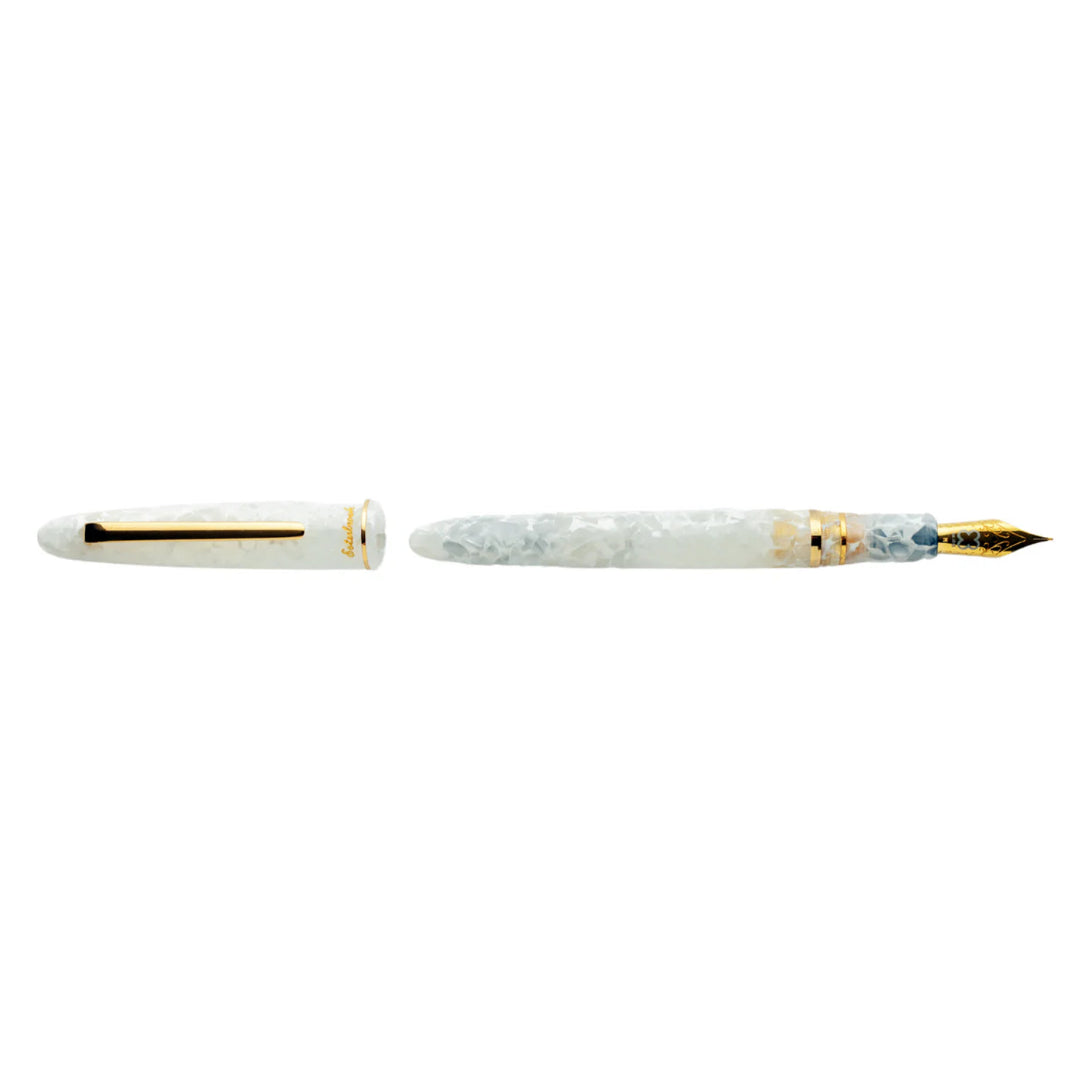 Esterbrook Estie _Winter White Fountain Pen - Gold Trim