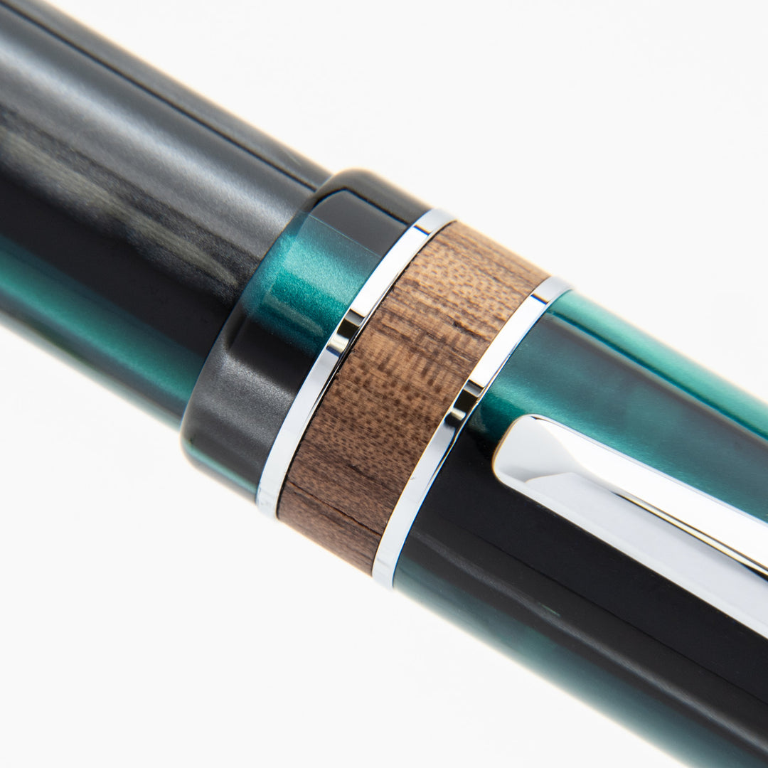 Monte Verde Trees of the World Fountain Pen - Giant Sequoia